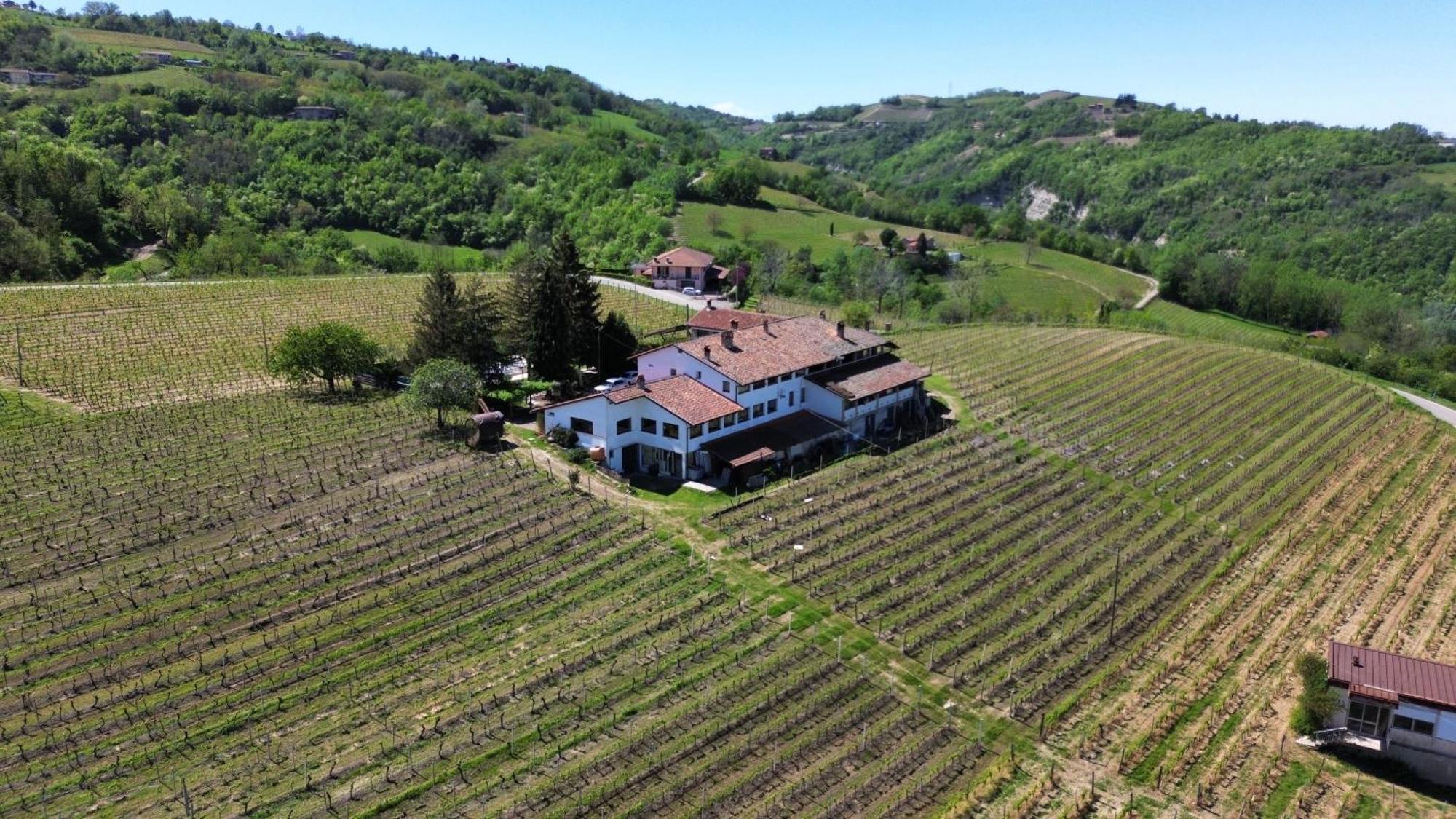 Agriturismo Rupestr Canelli Exterior foto